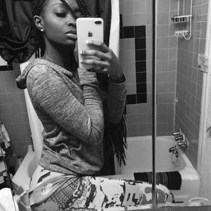 Meet your Posher, Nadirah